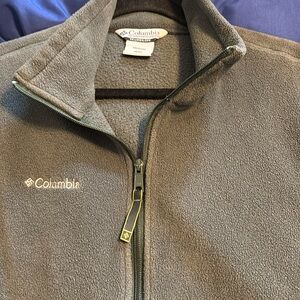 Columbia Hunter Green Fleece Vest